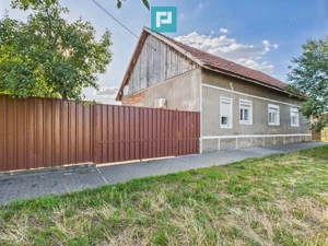 Casă cu 4 camere în Sânpetru German, Secusigiu