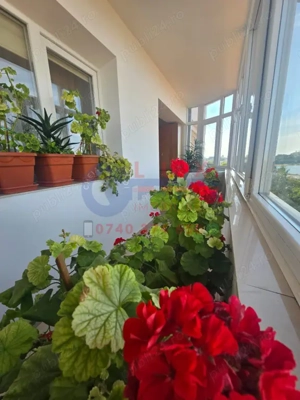 ID 4224 DE VÂNZARE   Apartament cu 4 camere, Strada Victoriei