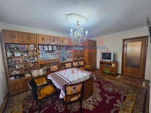 ID 4224 DE VÂNZARE   Apartament cu 4 camere, Strada Victoriei - imagine 3