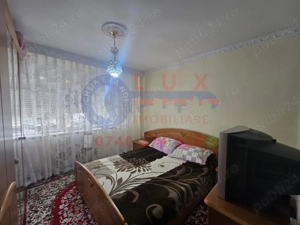ID 4224 DE VÂNZARE   Apartament cu 4 camere, Strada Victoriei - imagine 12