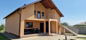 Casă de vânzare în Dumbrăvița județul Iași