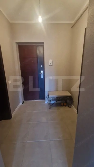 Apartament de lux intabulat ,c-tie noua , parcare,  2 camere decomandat