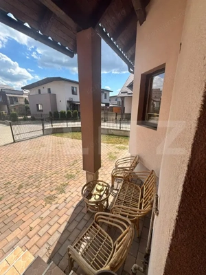Casa cocheta, cu 4 camere, 130 mp - zona linistita  - imagine 17