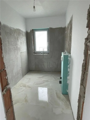 Duplex 4 camere - langa 4 benzi - bucatarie inchisa - imagine 12