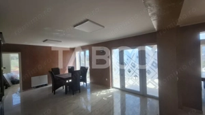 Casa de vanzare 405 mp utili 2 garaje 250 mp terase Slimnic Sibiu - imagine 15