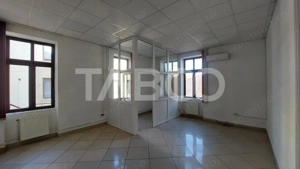 Spatiu pentru birouri de inchiriat 194 mpu zona centrala Sibiu - imagine 8