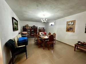 Casă superbă de vânzare – 380 mp utili, 1000 mp teren - imagine 12