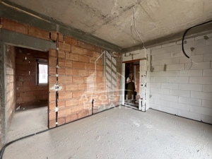 Casa modernă zona Mehala Timișoara pe strada cu acces privat - imagine 17