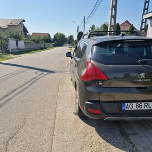 Vând urgent Peugeot 3008 2012  Hybrid  - imagine 4
