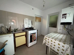 Casa cu trei camere avand 90mp suprafata utila, 1.200 mp teren, in zona Mehala  - imagine 8