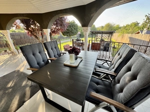 10.000 mp de teren, pădure proprie și o casă generoasă de 540 mp. - imagine 9