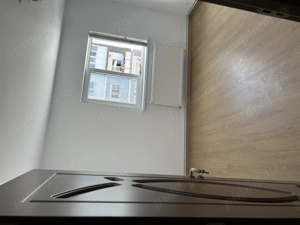 Apartament de vânzare cu 4 camere  - imagine 5