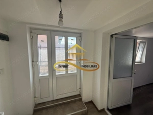 Casa de vanzare in Bacau Saucesti cu potential comercial - imagine 7