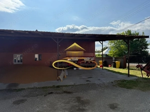 Casa de vanzare in Bacau Saucesti cu potential comercial - imagine 18