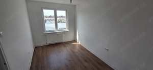 Propietar, vând apartament renovat, etaj 2, zona Terezian, str. Lungă. - imagine 2