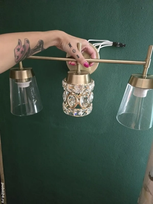 Lampa de perete noua