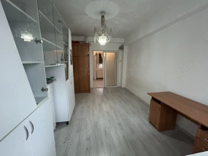 Vand apart.3 cam.ultracentr.,B-dul V.Milea,langa Tribunal,st.68 mp.bloc caramida,et.3