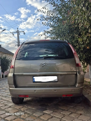 Autovehicul 7 locuri  - imagine 5