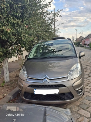 Autovehicul 7 locuri