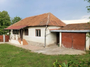 Casa cu teren in loc.Uroi, jud.Hunedoara