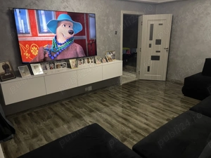 Vând apartament 2 camere + boxă 