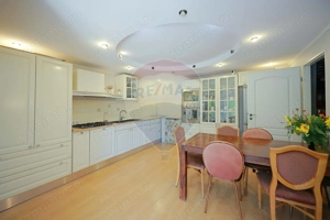 De vânzare casă în zona Nufarul