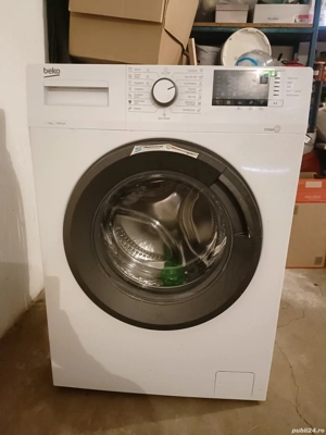 Vând mașina de spălat rufe beko