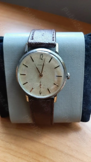 Ceas mecanic barbatesc frumos si vechi Pobeda