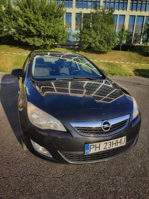 Opel Astra J 2012 Achiziționata România   Carte service   Preț neg - imagine 2