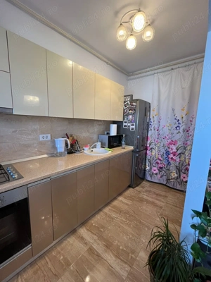 Închiriez studio cu centrală propie  - imagine 5