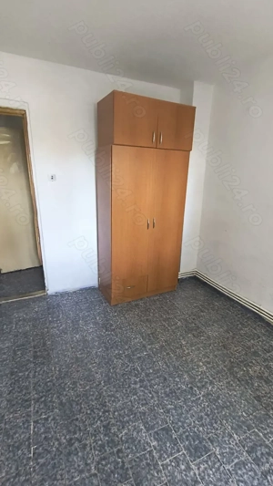 Vând apartament zona apollo