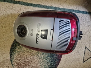 Aspirator LG 2200 W  functional