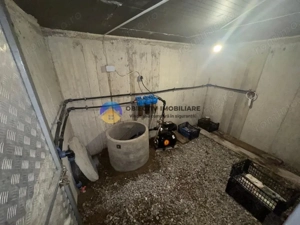  Casă tradițională de vânzare în comuna Podoleni, jud. Neamț - imagine 18