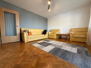 Apartament spatios, decomandat, 3 camere + dressing - Sagului