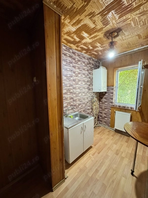 Vând apartament 2 camere, et 1, semidecomandat  - imagine 7