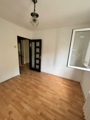 Vând apartament 2 camere, et 1, semidecomandat  - imagine 6