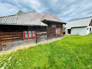 Casă / Vilă cu 4 camere de vânzare în zona Est