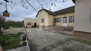 Casa individuala cu 5 camere si 3 bai, teren 1700 mp, Giarmata - imagine 8