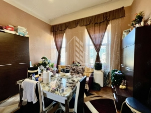 Apartament 3 camere, curte comuna, toate utilitatile, zona Lunei - imagine 2