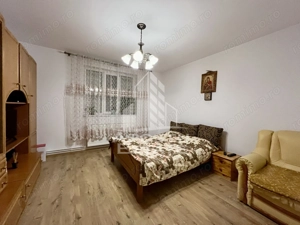 Casa individuala renovata, 2 fronturi stradale, centrala proprie - imagine 7 Casa individuala renovata, 2 fronturi stradale, centrala proprie - imagine 7