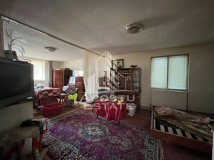 Casa individuala , cu garaj si teren de 856 mp in Ghisoda - imagine 5