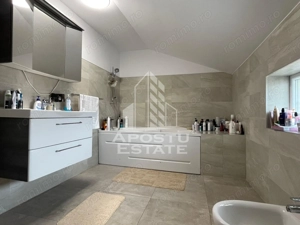 Vila superba central Carpinis - imagine 8