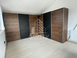 Vila superba central Carpinis - imagine 14