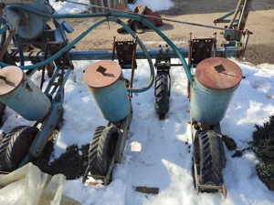 Remorcă, semănătoare de porumb și prășitoare - imagine 9