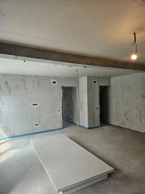 Casa de vanzare P +1E direct proprietar - zona Stefan cel Mare - Dinamo - imagine 9 Casa de vanzare P +1E direct proprietar - zona Stefan cel Mare - Dinamo - imagine 9