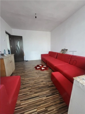 Apartament 2 Camere, Decomandat, etaj 3 din 4, Sud - imagine 12