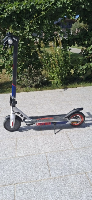 Trotineta electrica Aprilia eSRZ