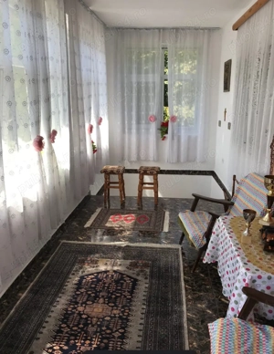 Vând un loc de poveste în inima naturii   casă cu potențial enorm + terenuri generoase   total 9807  - imagine 3