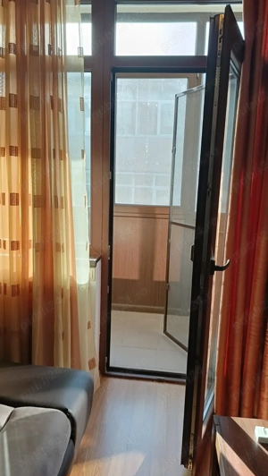 Închiriez apartament 2 camere - imagine 8