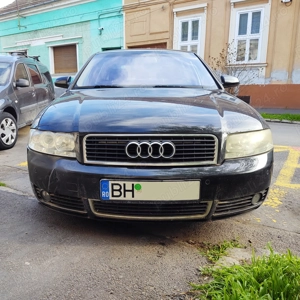 Audi A4 2.5 V6 - 2 Km - 900 Euro - Cutie viteze automată cu probleme intermitente -Oradea